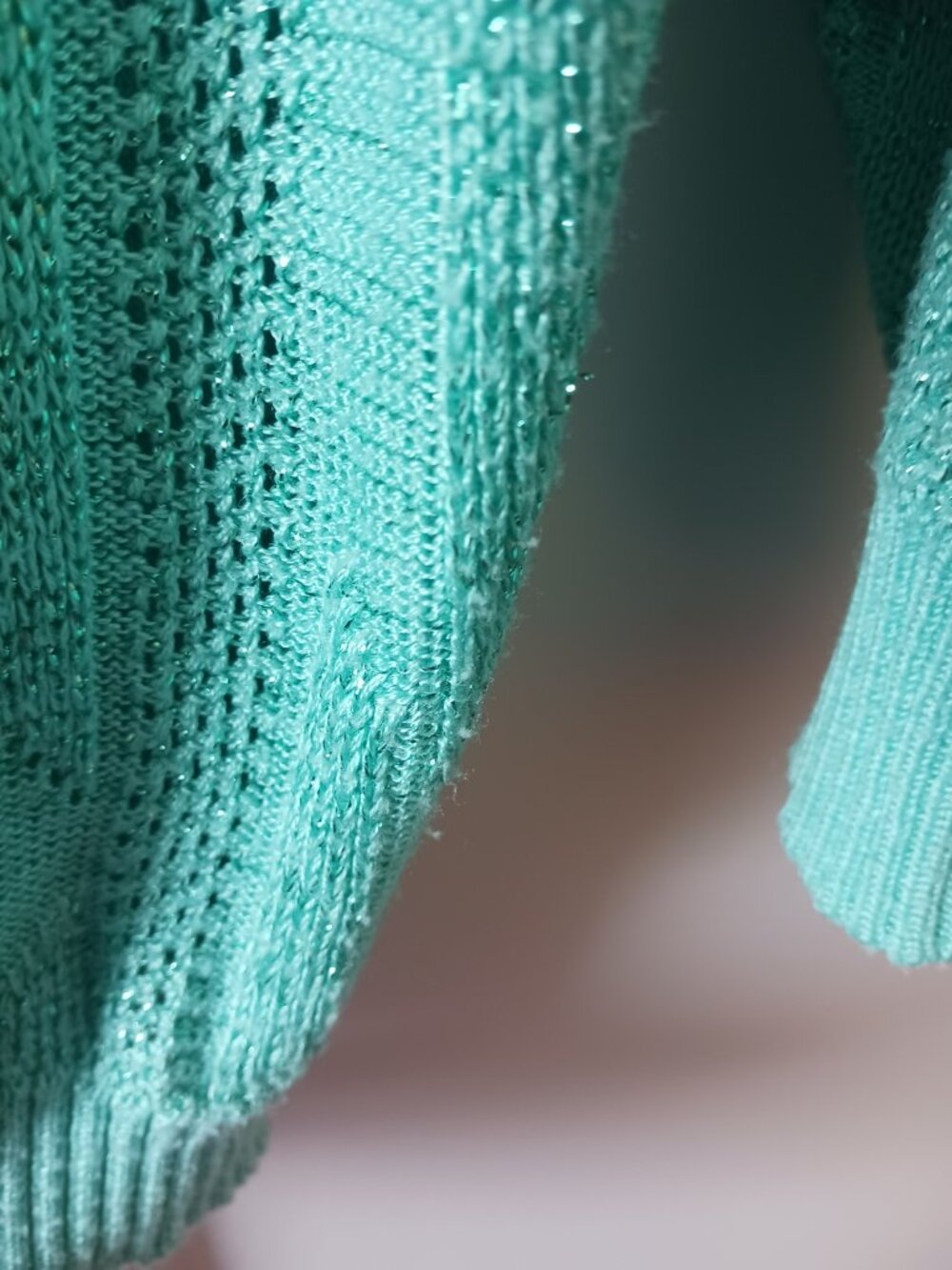 90s Vintage Sparkly Turqoise Geometric Pattern Sweater - Picture 4 of 5